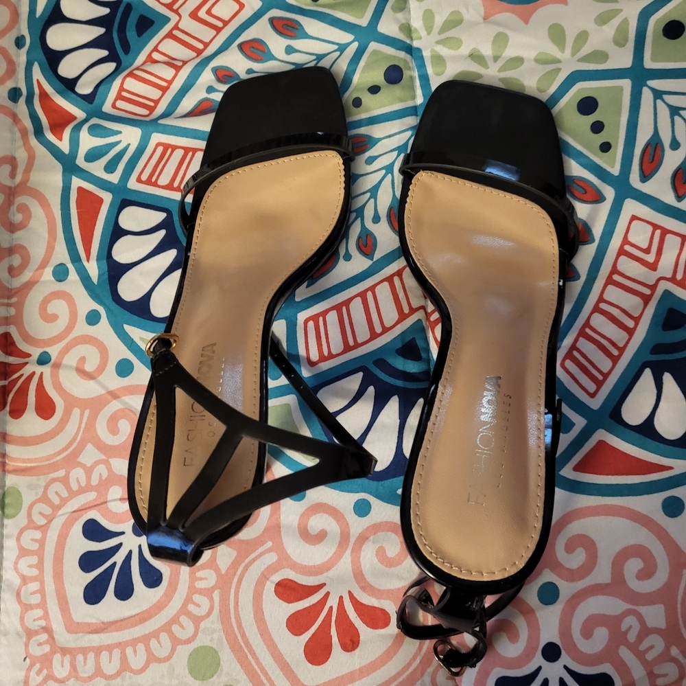 Fashion nova heels